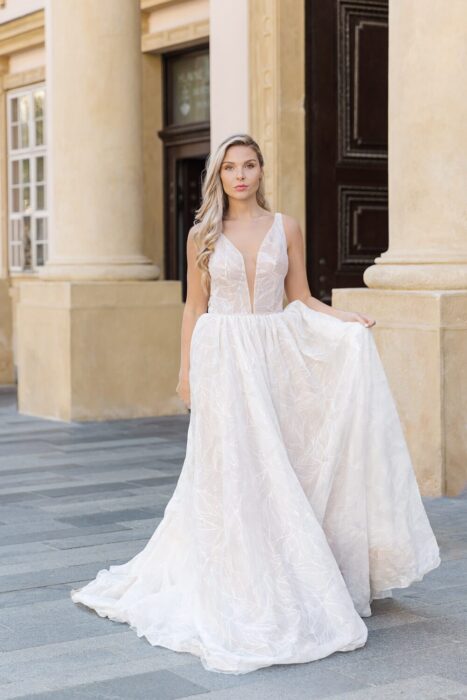Wedding Dress Editorial :: Gali Las Bridal - photo 35