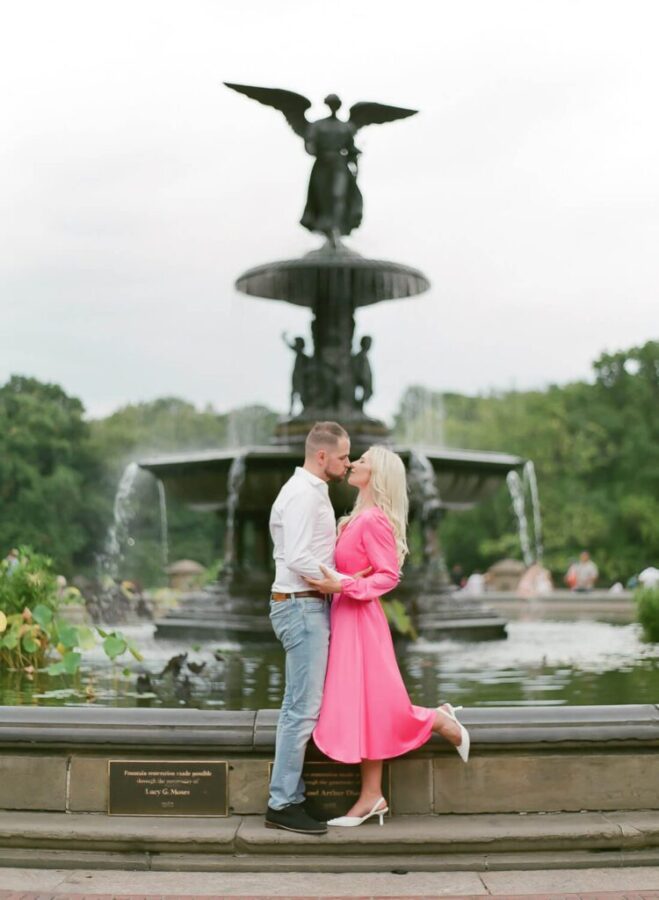 Fine Art Engagement in Central Park & Brooklyn Bridge - photo 2