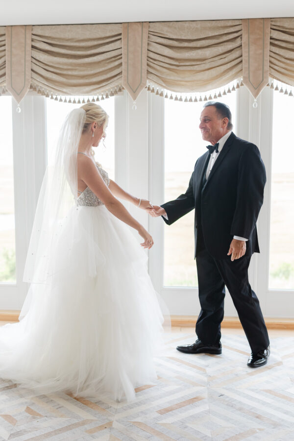 Elegant New Jersey Wedding :: Bonnet Island Estate - photo 15