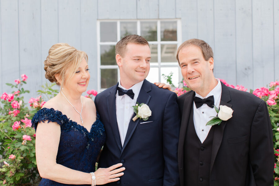 Elegant New Jersey Wedding :: Bonnet Island Estate - photo 23