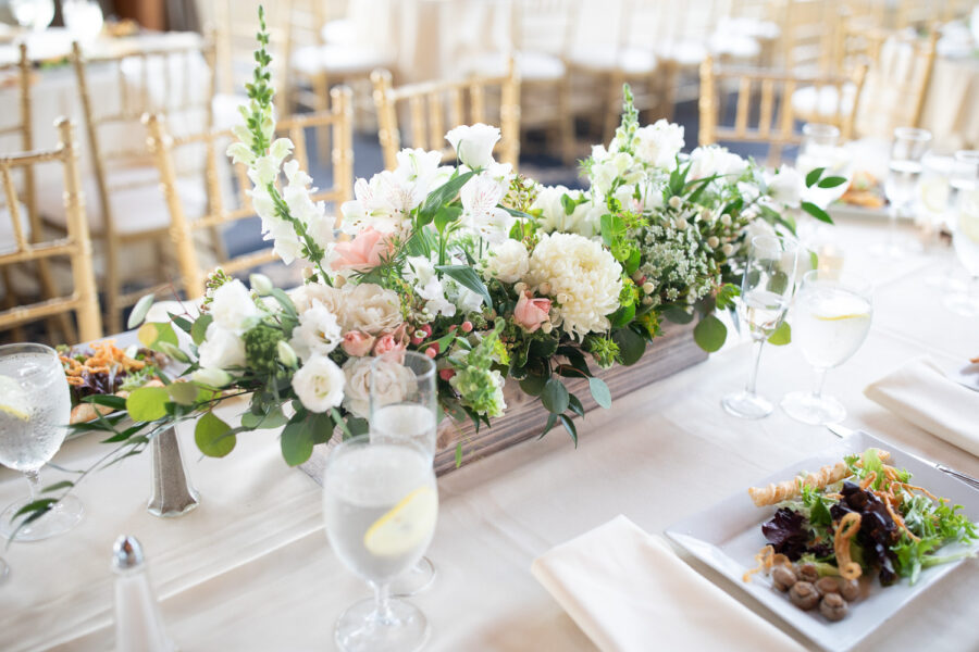 Elegant New Jersey Wedding :: Bonnet Island Estate - photo 42