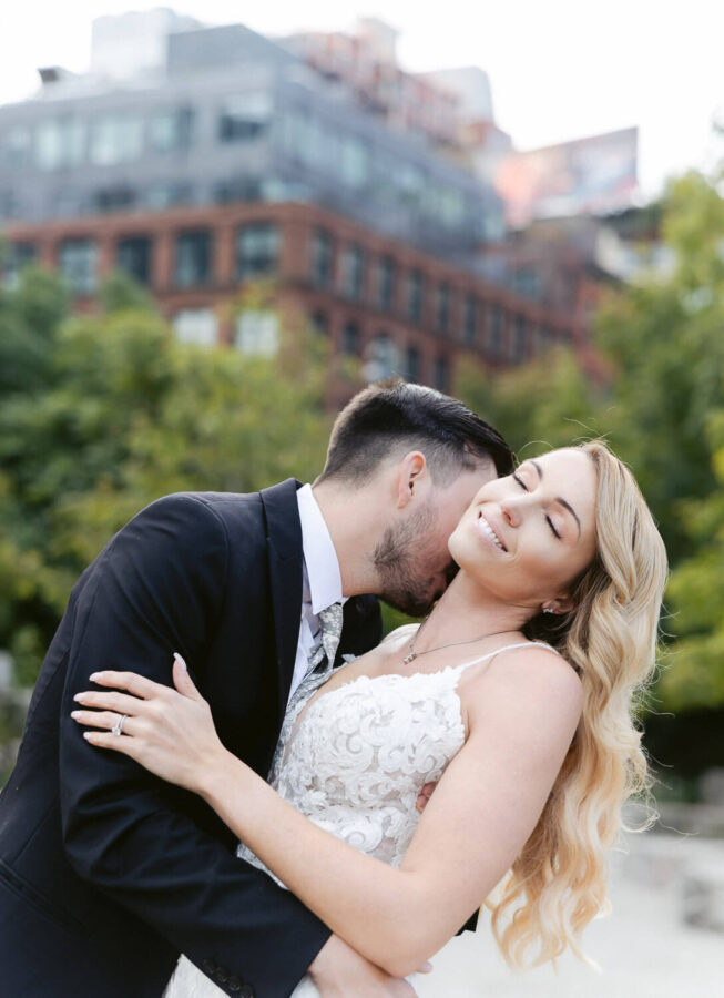 Brooklyn Bridge & Dumbo New York :: Wedding Portraits - photo 17