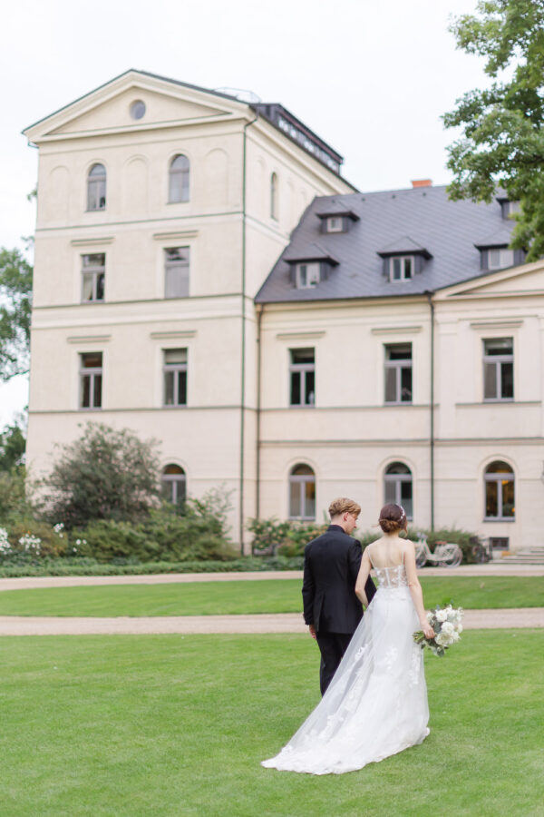 Prague Wedding Venues Chateau Mcely 15
