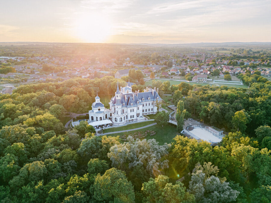 Budapest wedding venue: Botaniq Turai kastély - photo 60
