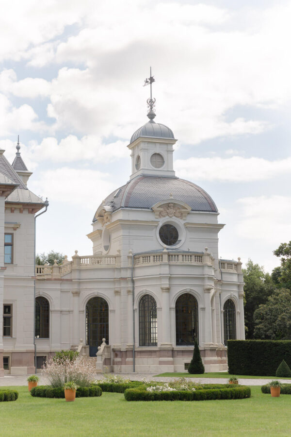 Budapest wedding venue: Botaniq Turai kastély - photo 61