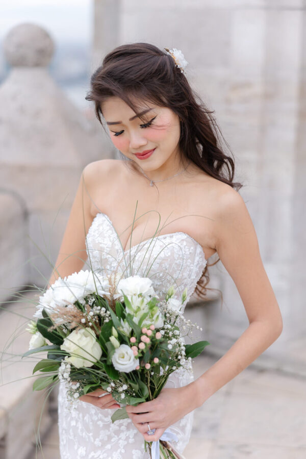 Creative Budapest Pre Wedding Photoshoot - photo 7