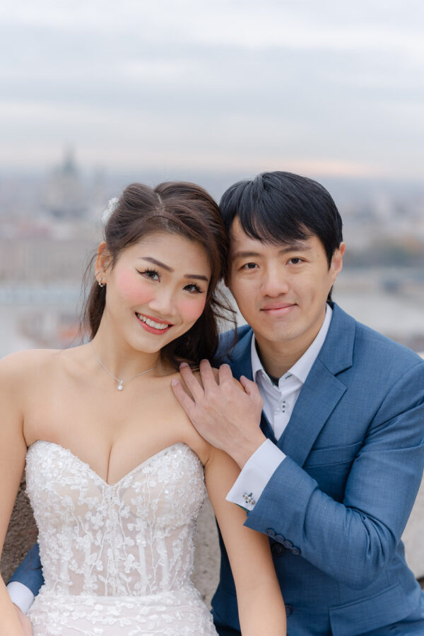 Creative Budapest Pre Wedding Photoshoot - photo 8